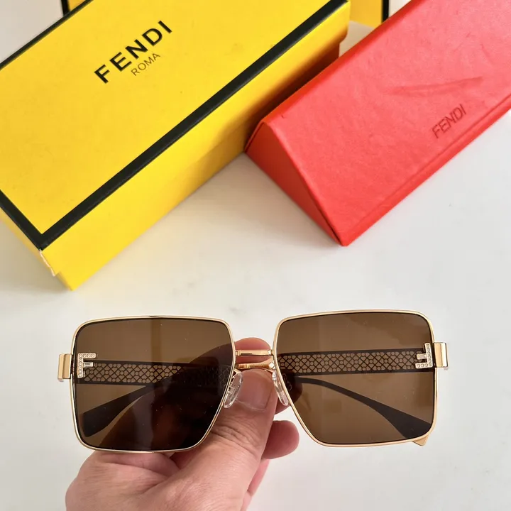 スーパーコピー フェンディ サングラス