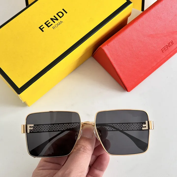 スーパーコピー フェンディ サングラス
