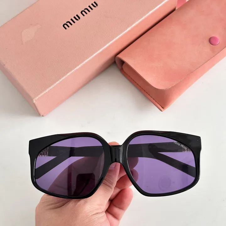 スーパーコピー ミュウミュウ サングラス