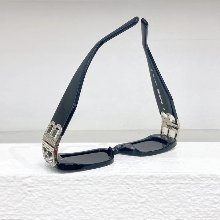 スーパーコピー バレンシアガ サングラス