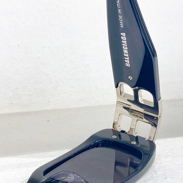 スーパーコピー バレンシアガ サングラス