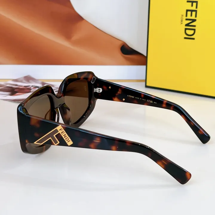 スーパーコピー フェンディ サングラス