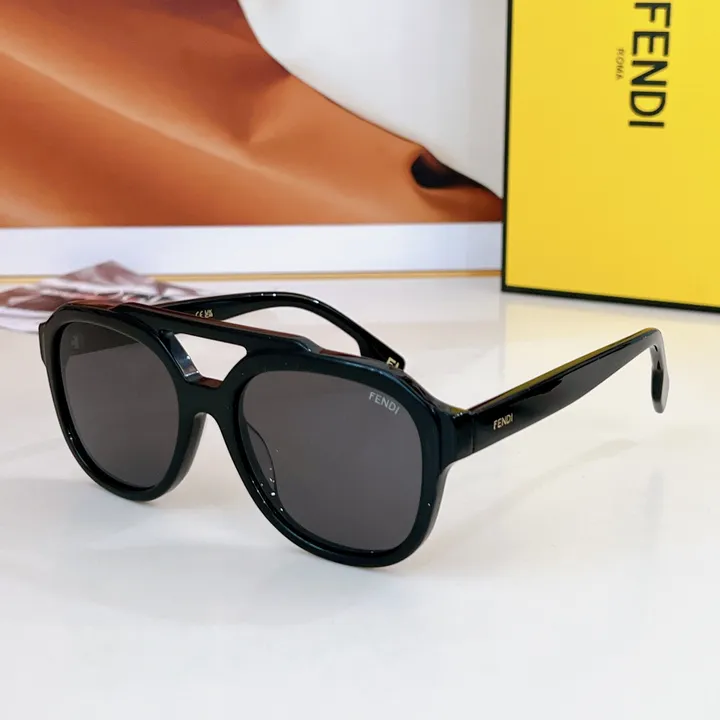 スーパーコピー フェンディ サングラス