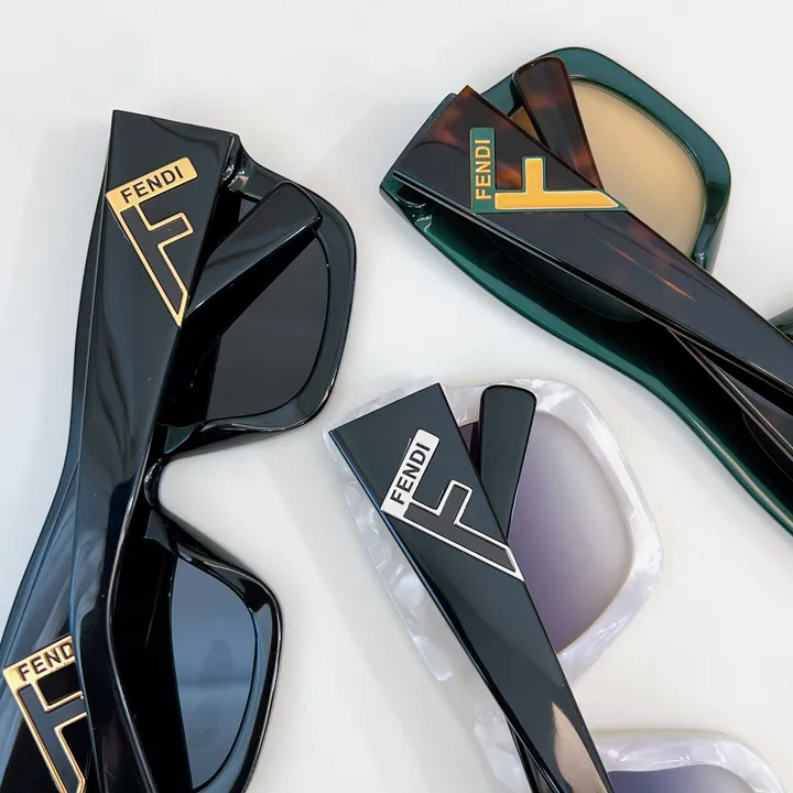 スーパーコピー フェンディ サングラス