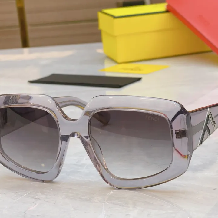 スーパーコピー フェンディ サングラス