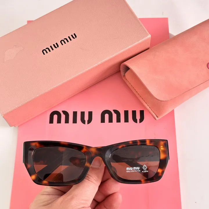 スーパーコピー ミュウミュウ サングラス