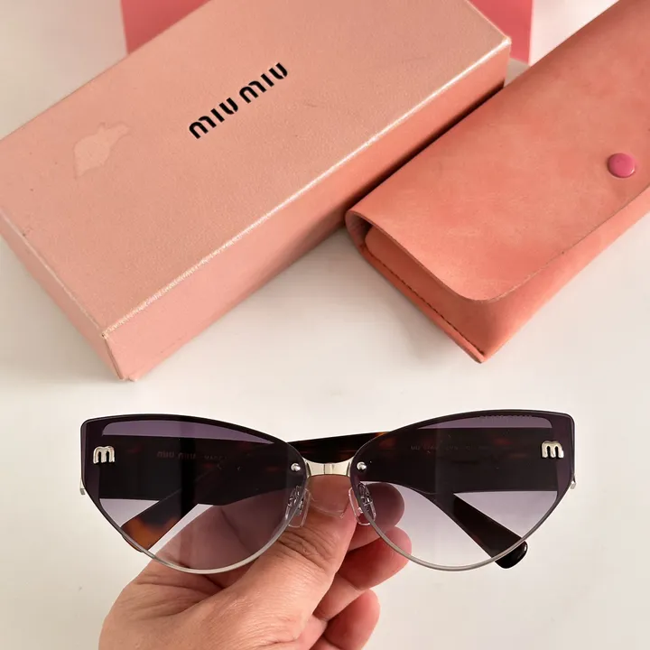 スーパーコピー ミュウミュウ サングラス