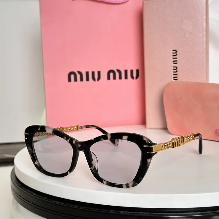 スーパーコピー ミュウミュウ サングラス