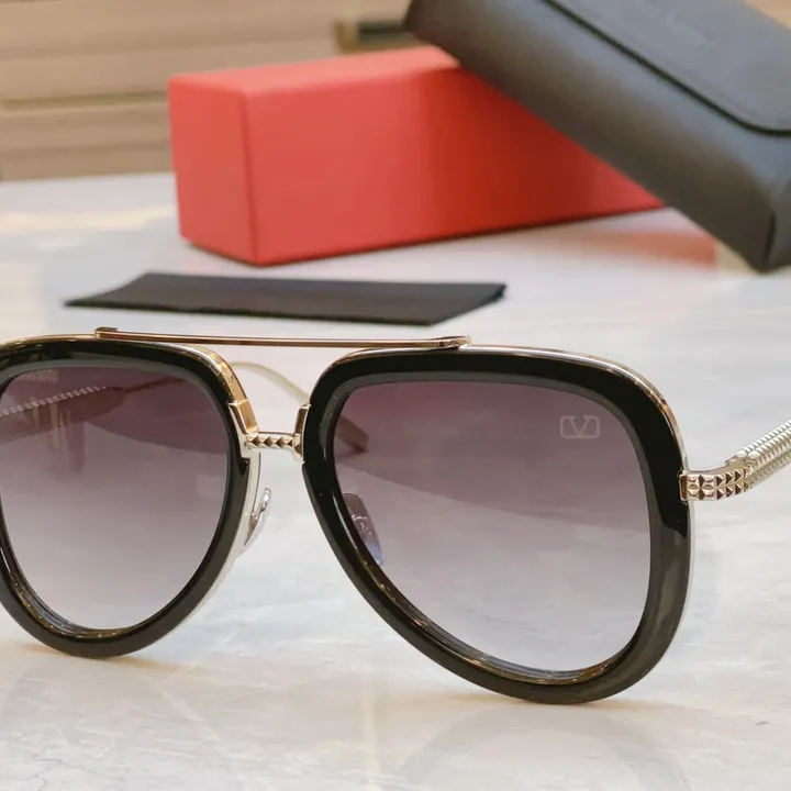 スーパーコピー ヴァレンティノ サングラス