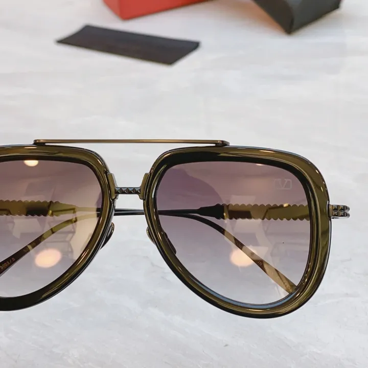 スーパーコピー ヴァレンティノ サングラス
