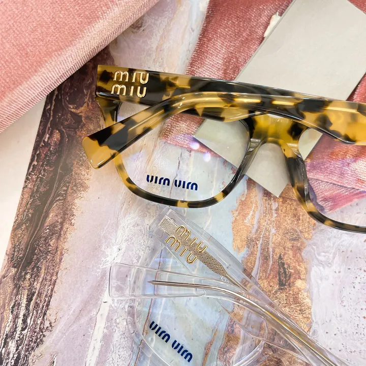 スーパーコピー ミュウミュウ サングラス