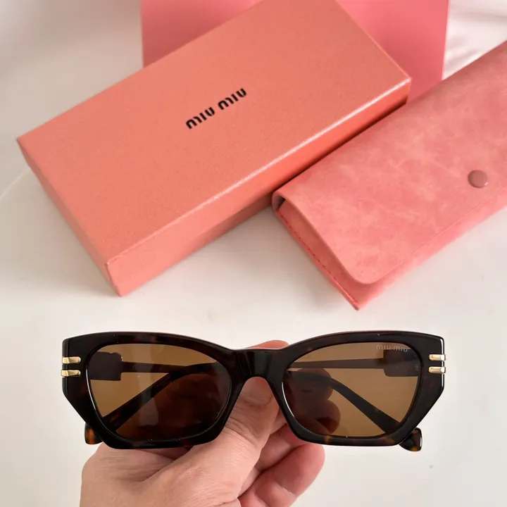 スーパーコピー ミュウミュウ サングラス