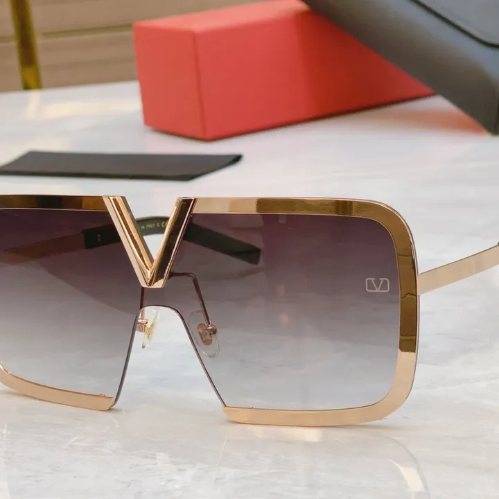 スーパーコピー ヴァレンティノ サングラス