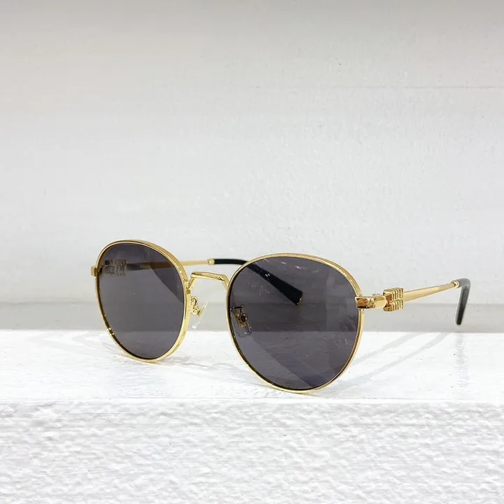 スーパーコピー ミュウミュウ サングラス
