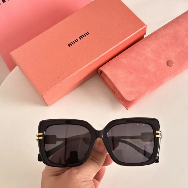スーパーコピー ミュウミュウ サングラス