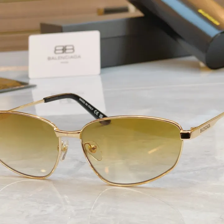 スーパーコピー バレンシアガ サングラス