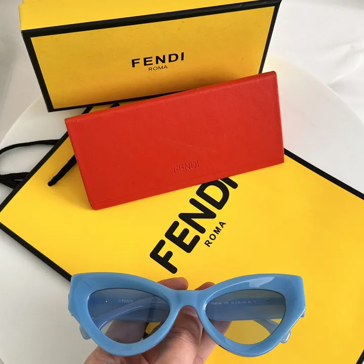 スーパーコピー フェンディ サングラス