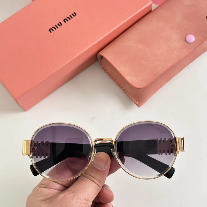 スーパーコピー ミュウミュウ サングラス