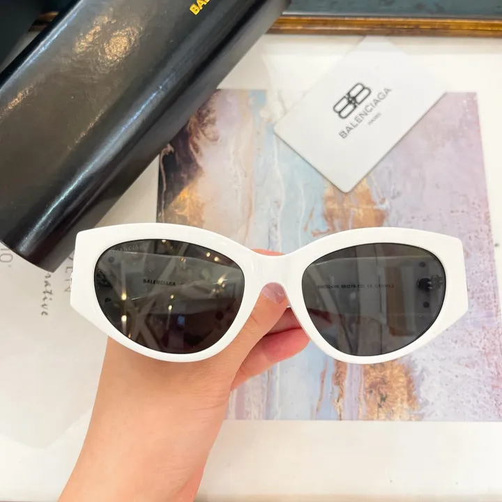 スーパーコピー バレンシアガ サングラス