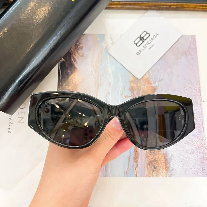 スーパーコピー バレンシアガ サングラス