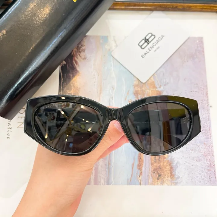 スーパーコピー バレンシアガ サングラス