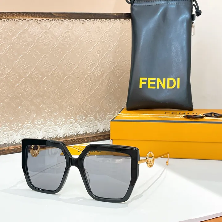 スーパーコピー フェンディ サングラス