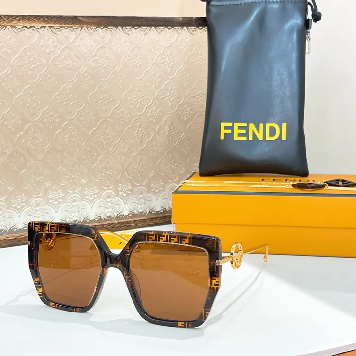 スーパーコピー フェンディ サングラス