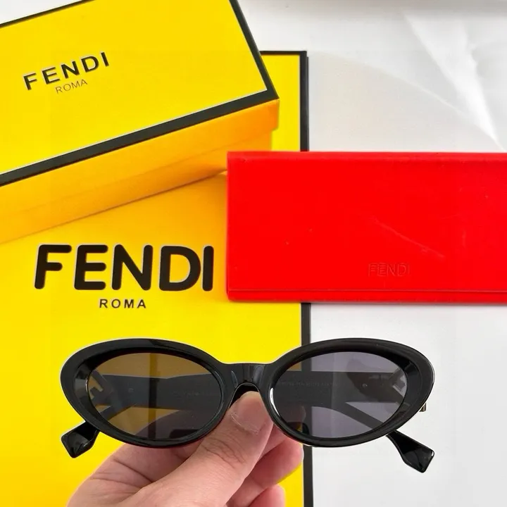 スーパーコピー フェンディ サングラス