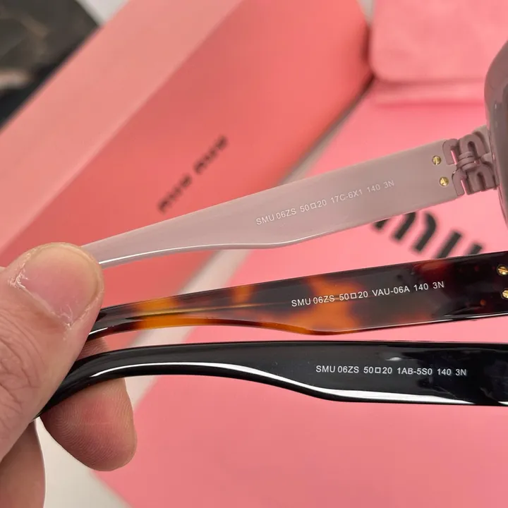 スーパーコピー ミュウミュウ サングラス