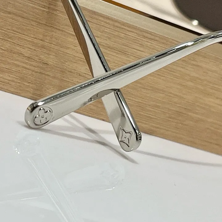 スーパーコピー ルイヴィトン サングラス