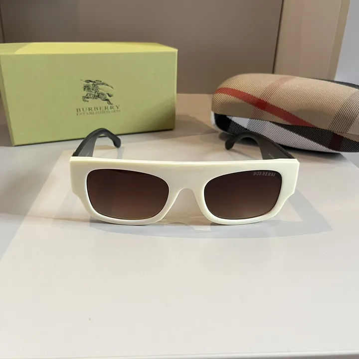 スーパーコピー バーバリー ス サングラス