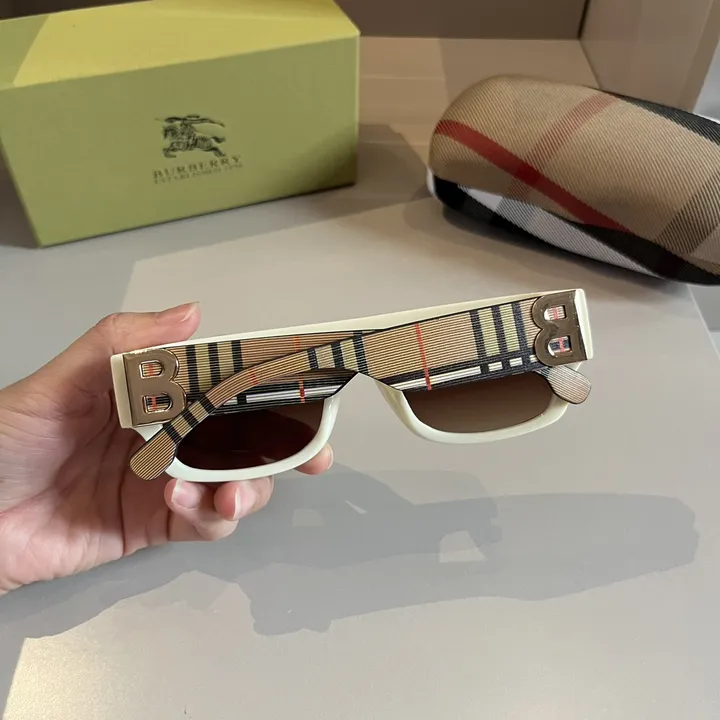 スーパーコピー バーバリー ス サングラス