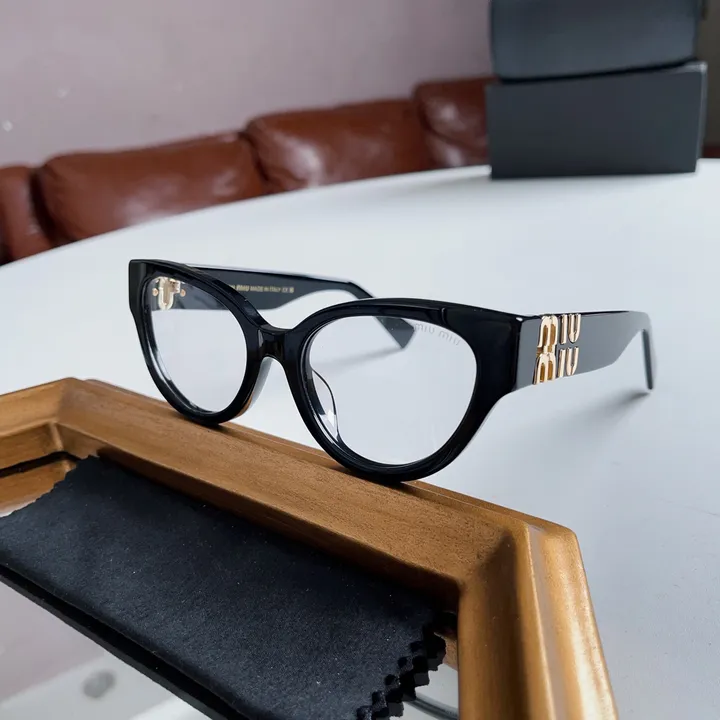 スーパーコピー ミュウミュウ サングラス