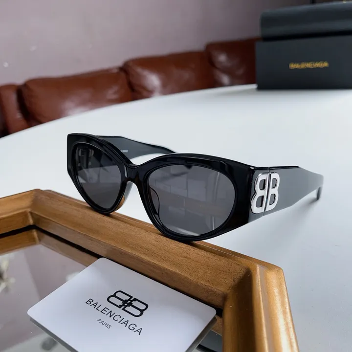 スーパーコピー バレンシアガ サングラス