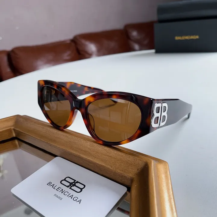 スーパーコピー バレンシアガ サングラス