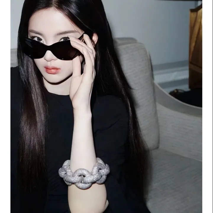 スーパーコピー バレンシアガ サングラス