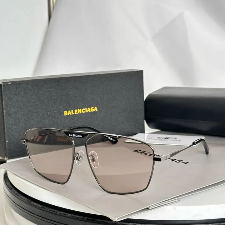 スーパーコピー バレンシアガ サングラス