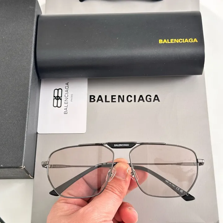 スーパーコピー バレンシアガ サングラス