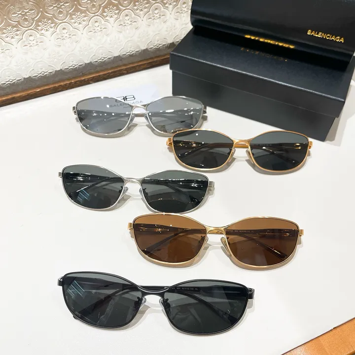 スーパーコピー バレンシアガ サングラス