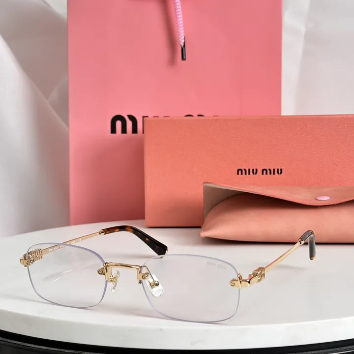 スーパーコピー ミュウミュウ サングラス