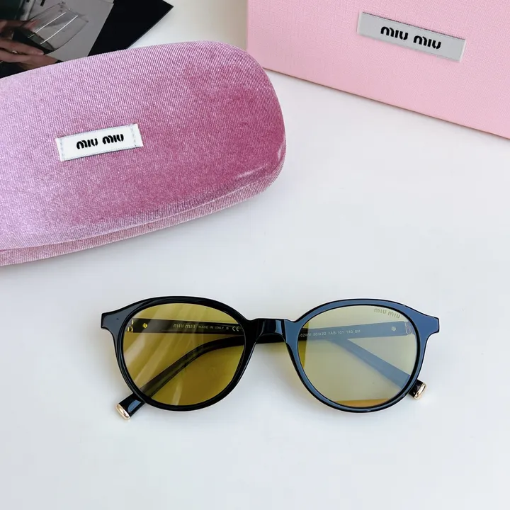 スーパーコピー ミュウミュウ サングラス