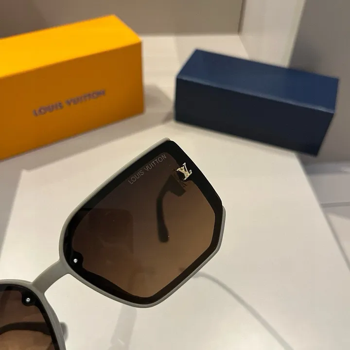 スーパーコピー ルイヴィトン サングラス