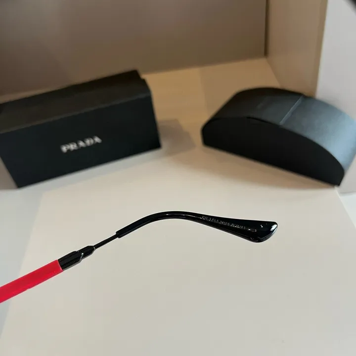 スーパーコピー プラダ サングラス