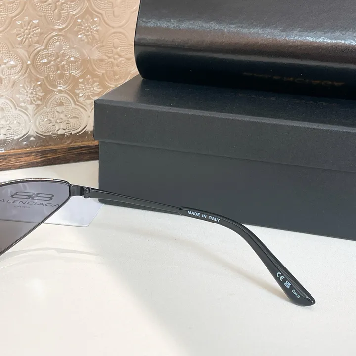 スーパーコピー バレンシアガ サングラス