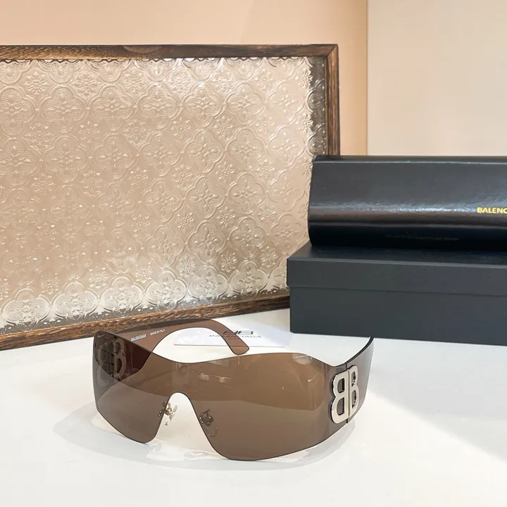 スーパーコピー バレンシアガ サングラス