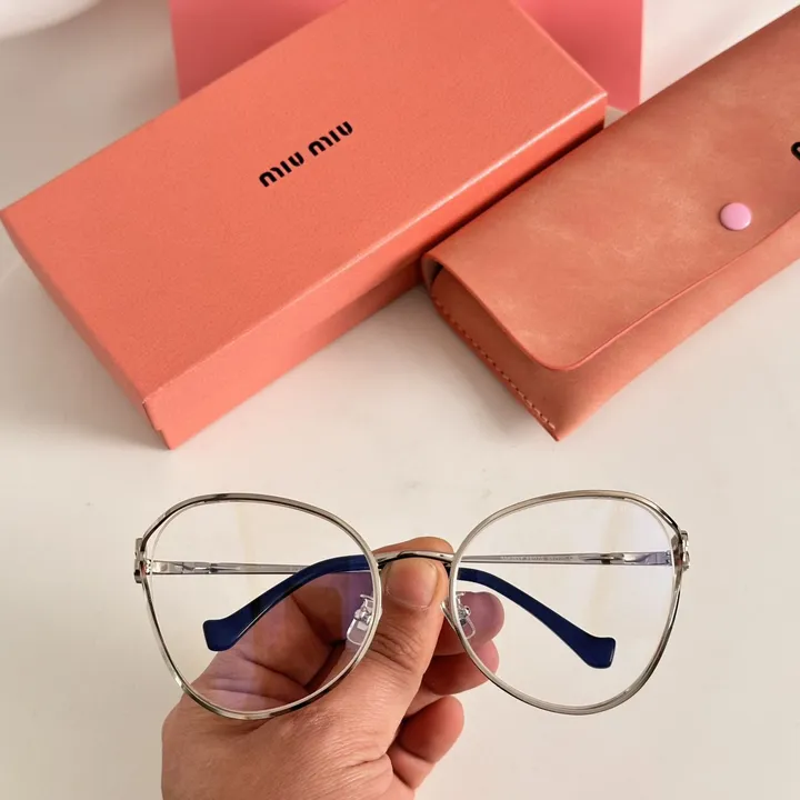 スーパーコピー ミュウミュウ サングラス