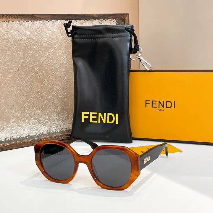 スーパーコピー フェンディ サングラス