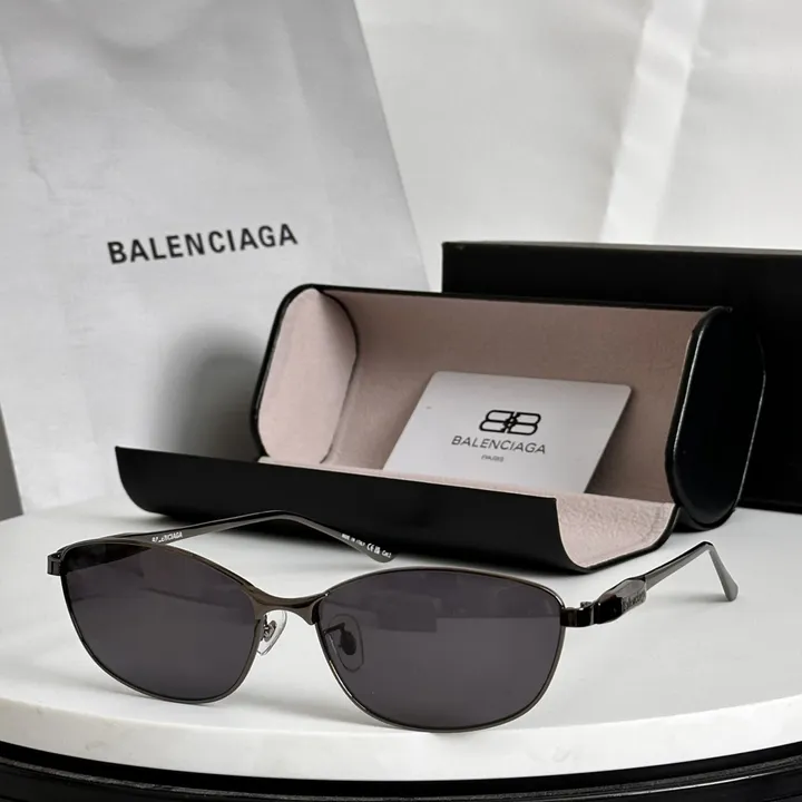 スーパーコピー バレンシアガ サングラス