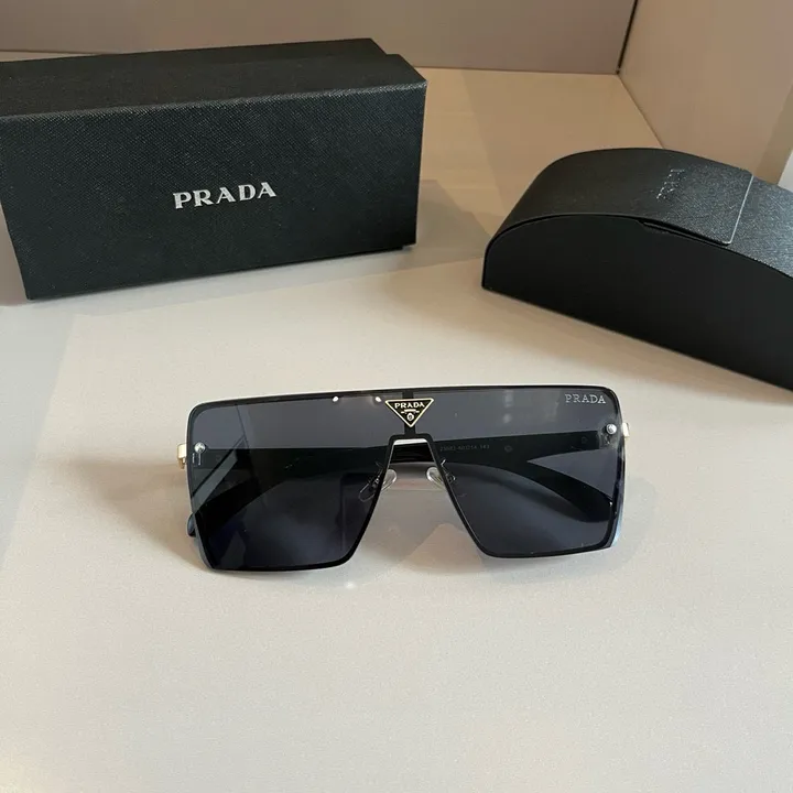 スーパーコピー プラダ サングラス
