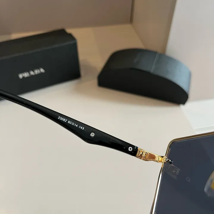 スーパーコピー プラダ サングラス